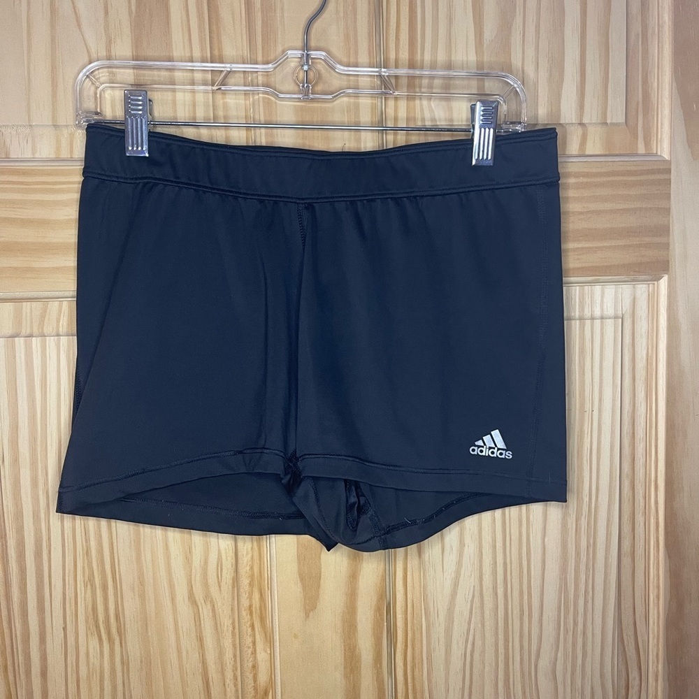 Adidas TECHFIT VOLLEYBALL SHORTS Size XL